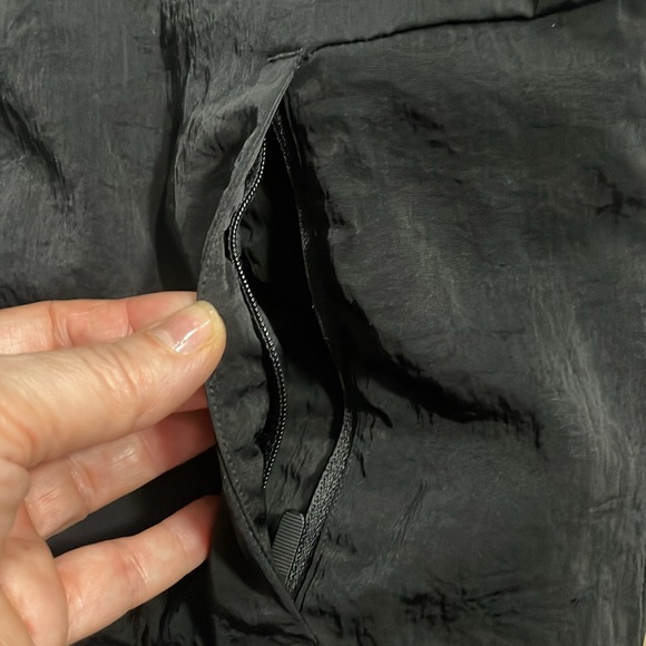 Lululemon | Non-Stop Bomber Vest - Picture 7 of 8